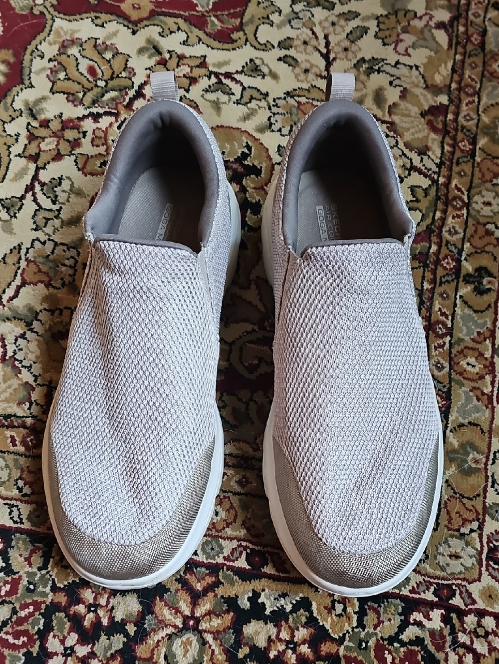 Skechets Slip-On Knit Sneakers Beige
